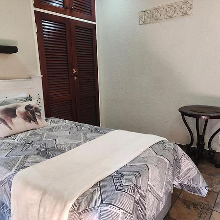 Goodnight Guest Lodge Johannesburg Buitenkant foto